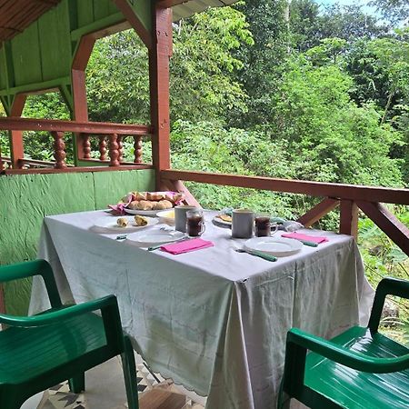 Casas Salomao Hotell Santo António Exteriör bild